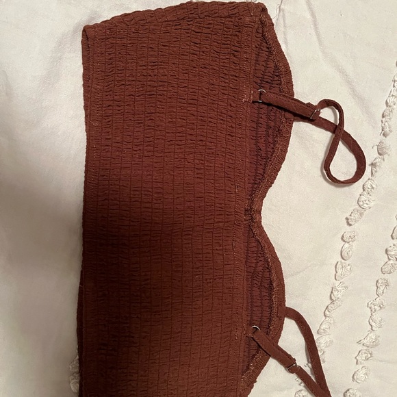 Crop top - Picture 2 of 3